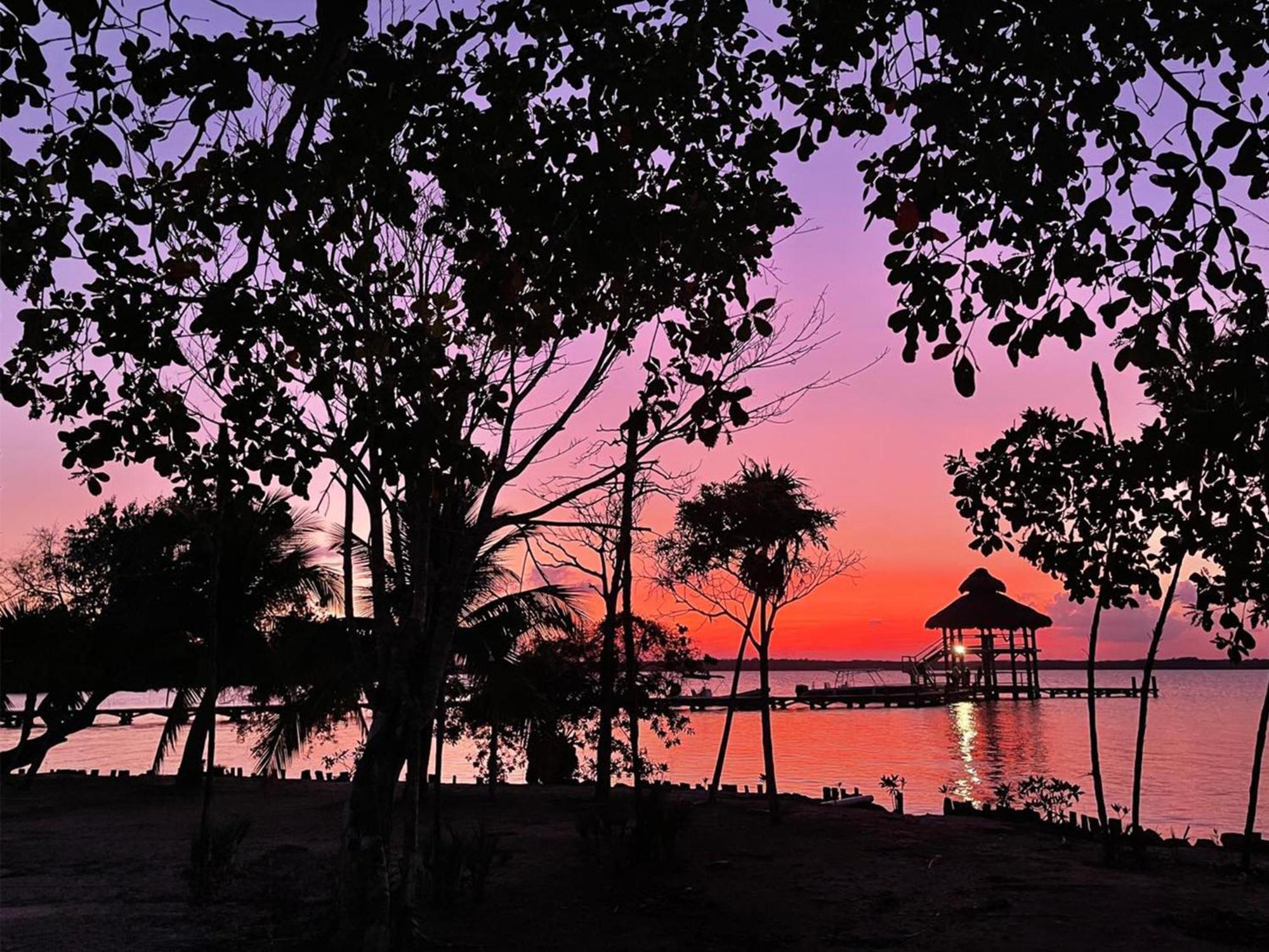 Orchid Bay Resort Corozal Exterior foto